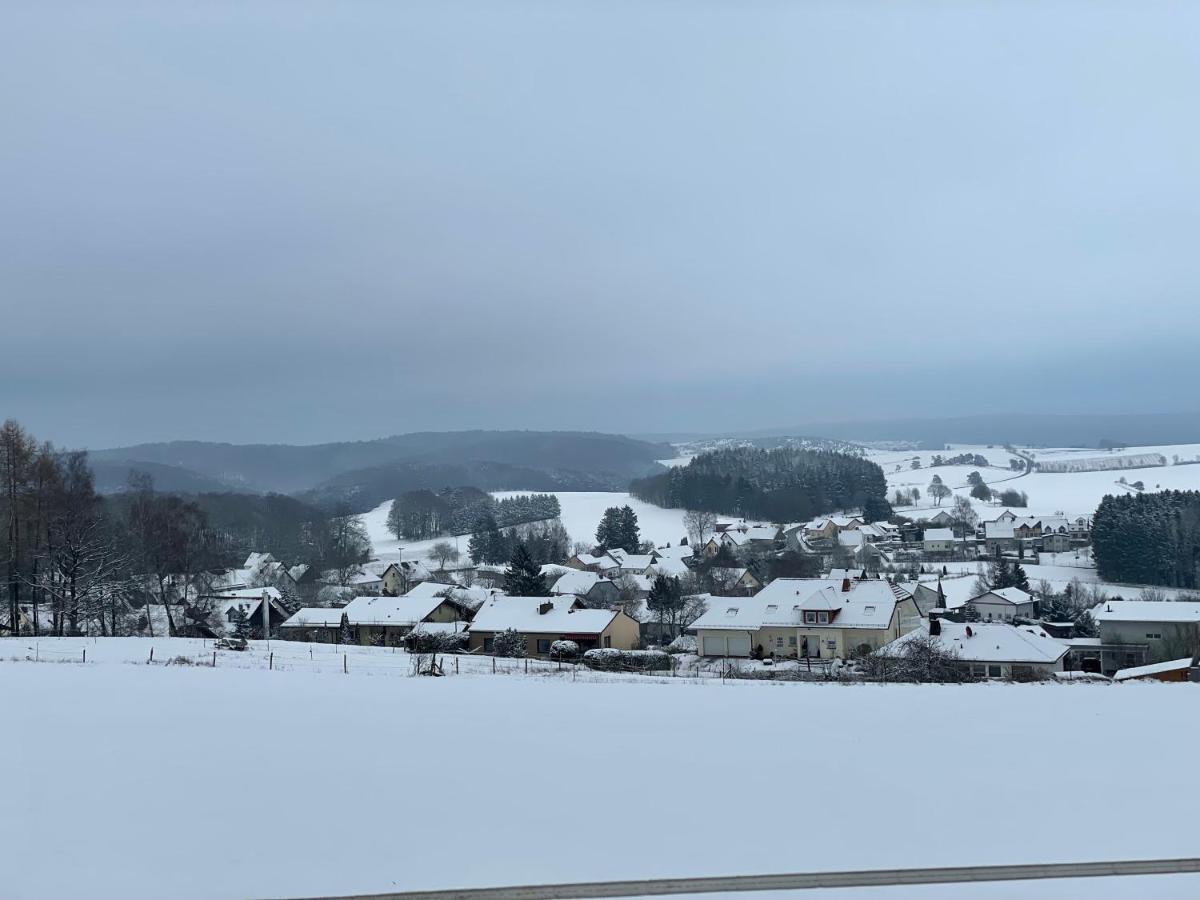 Ferienhaus Eifelblick Feusdorf Bagian luar foto